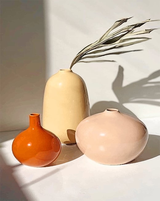 Finalizing the artwork of Vintage Flowers Vase